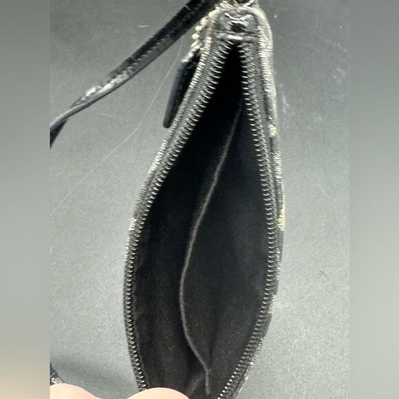 Pre Loved Coach Madison Ocelot-Silver and Black Leopard Print Wristlet - Picture 11 of 15